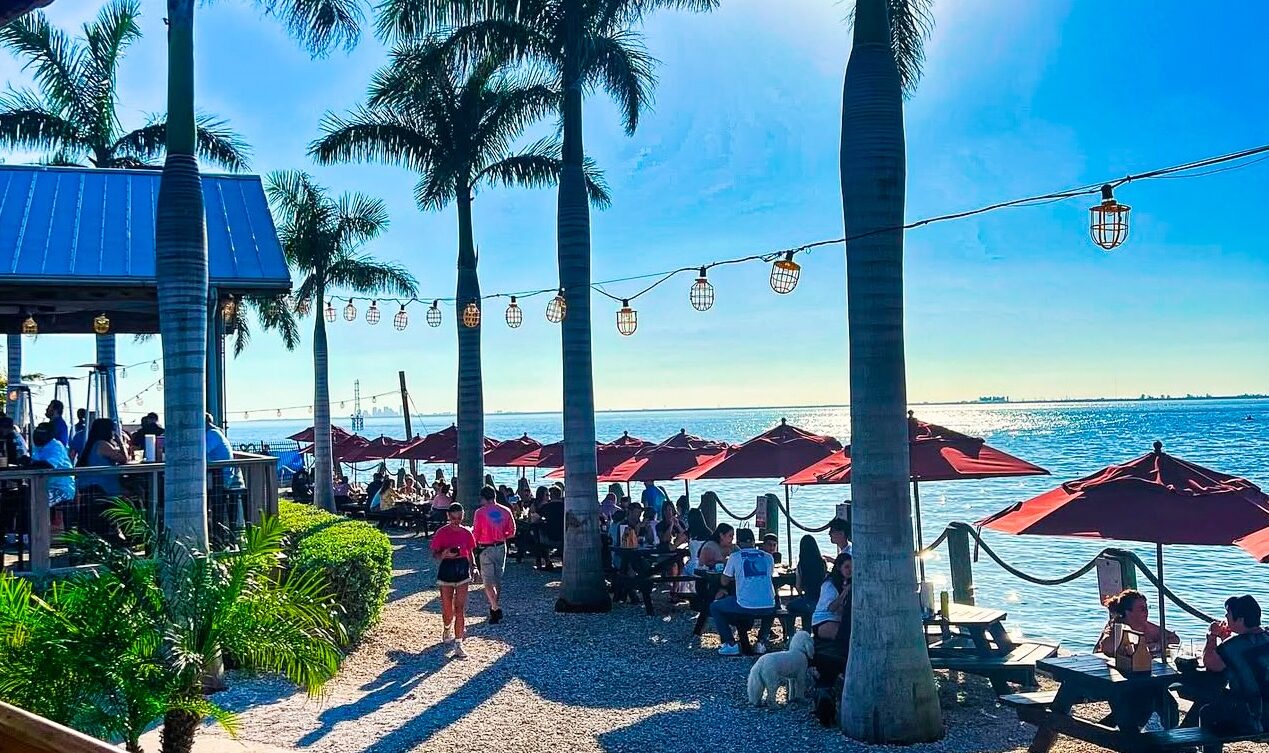 5 Reasons Locals Love Waterfront Dining in Tampa at Salt Shack on the Bay